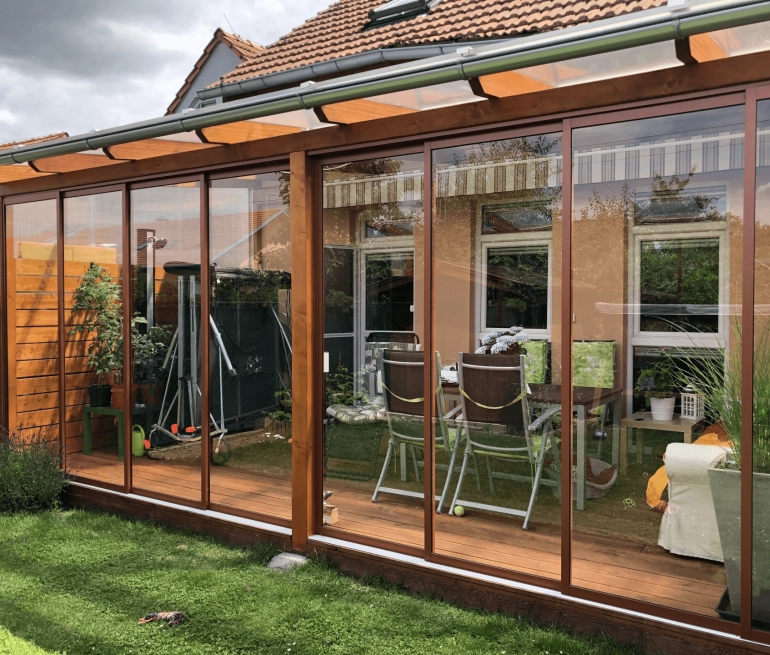 Pergola nebo zimní zahrada. Která je pro vás ta pravá?